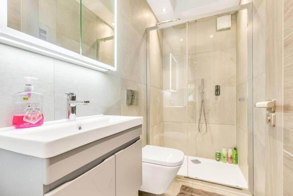 Wow Abbey Road Apartment - Sleeps Up To 8 Londra Esterno foto